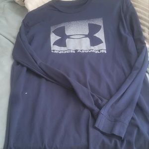 Under Armor Medium long sleeve shirt